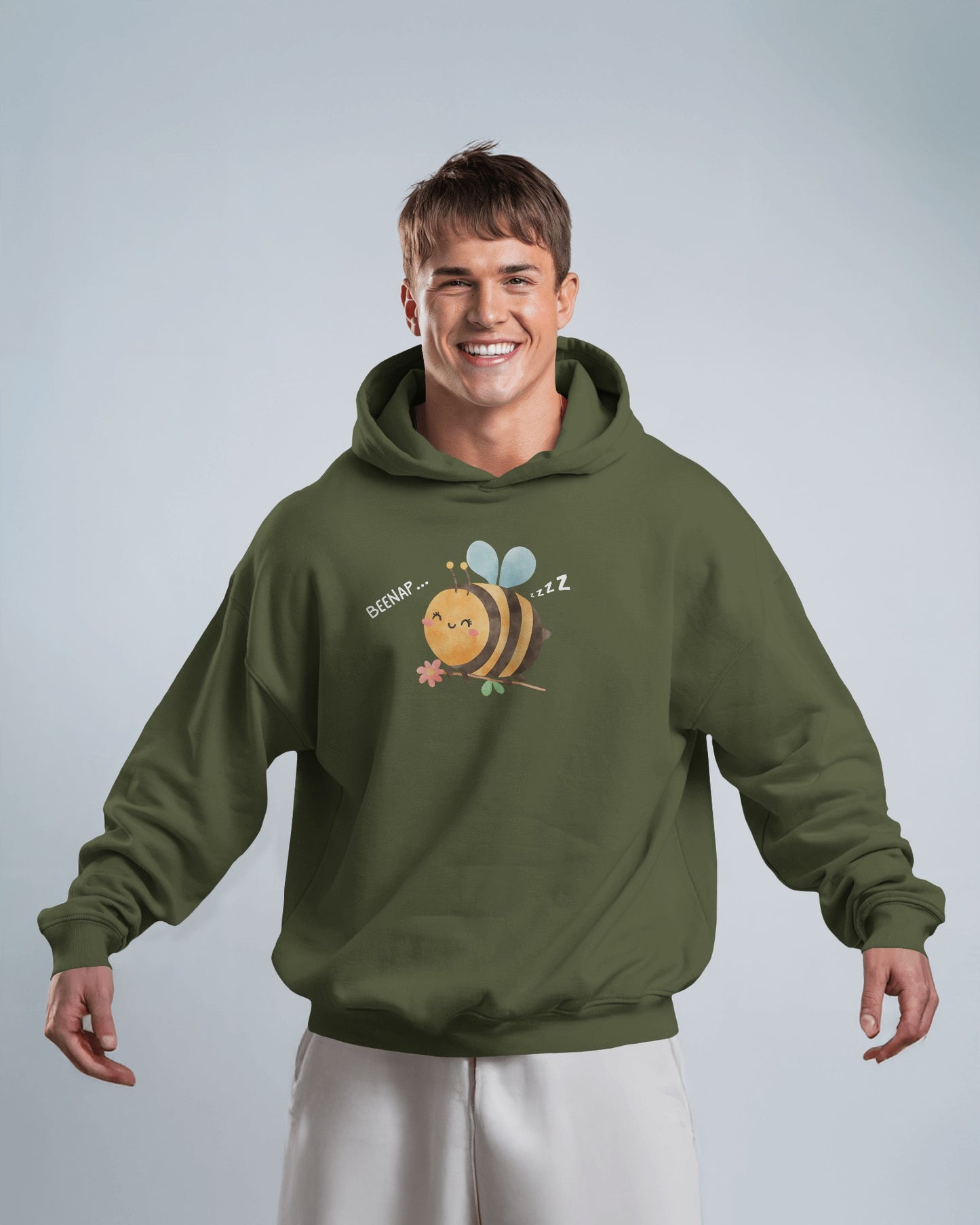 Cute Bee Design - Men's Heavy Blend Hoodie with Floral Design
